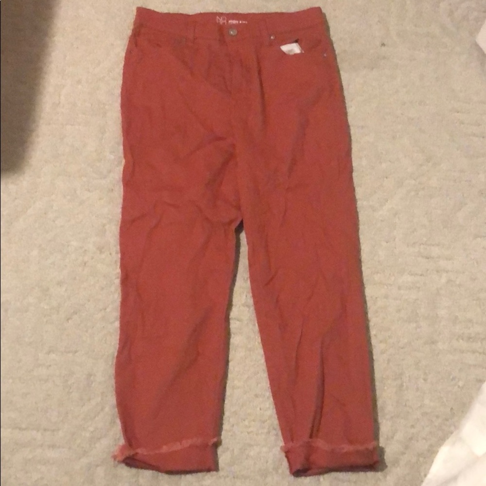 Hello Lovies, I am selling red clay colored pants!